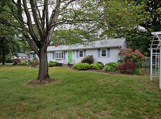 77 Malcolm Rd, North Kingstown, RI 02852