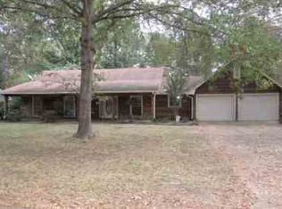 108 Lakeside Dr, Brandon, MS 39047