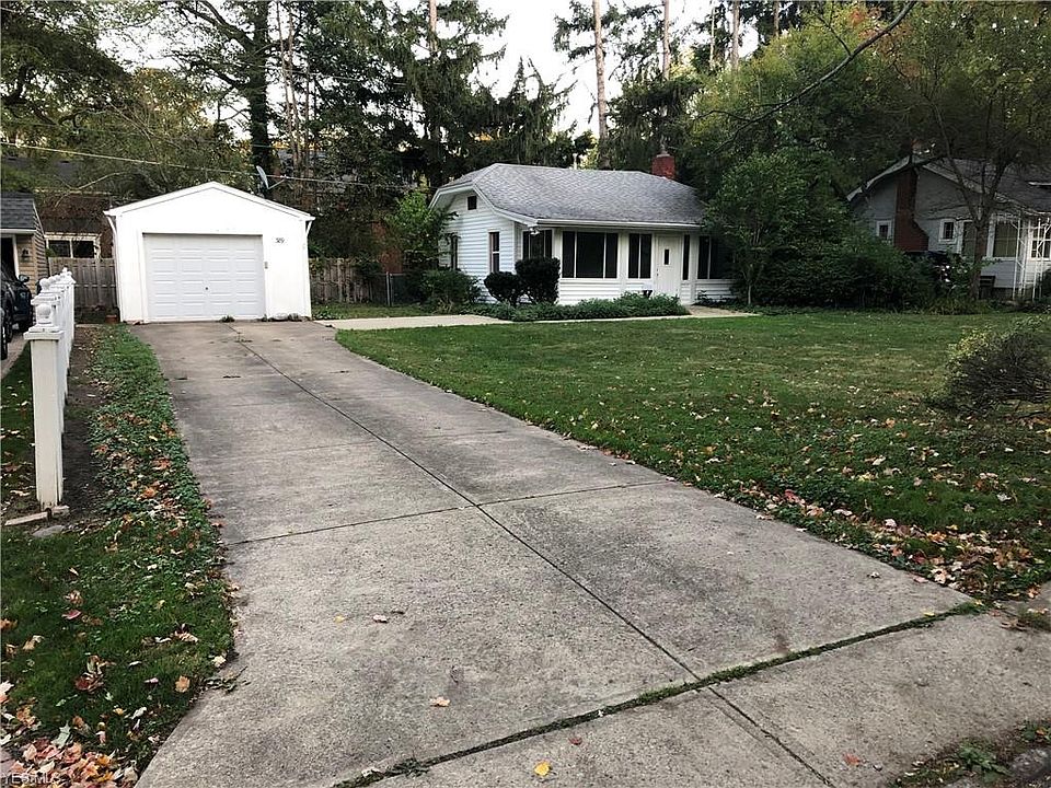 1st image of 389 Oak Cliff Dr