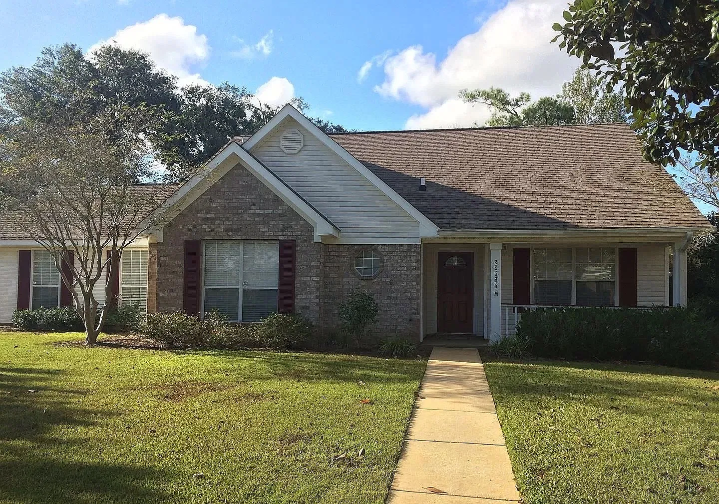 3 bed, 1500 sqft, $2,000 — Photo 1
