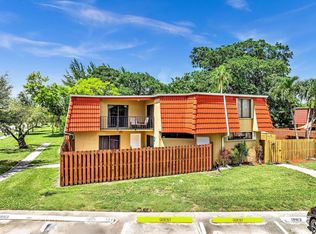 23006 Oxford Pl APT D, Boca Raton, FL 33433