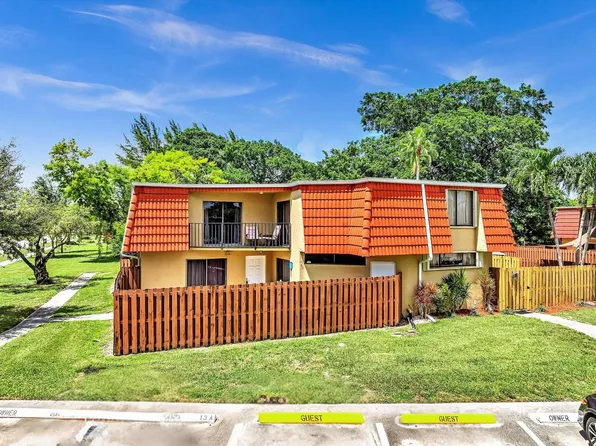 23006 Oxford Place #D, Boca Raton, FL 33433