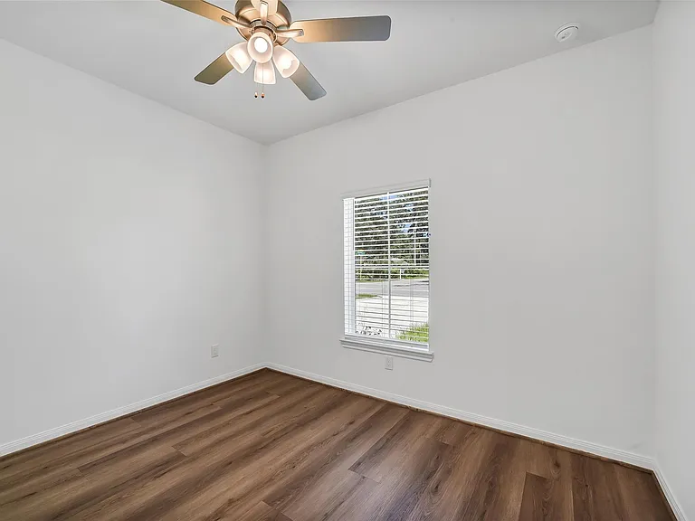 13614 Pine Dr — Photo 21