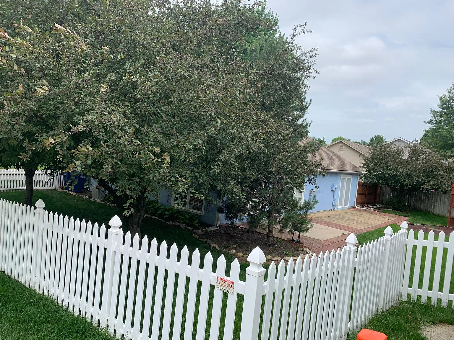 1238 Sandusky Dr — Photo 3