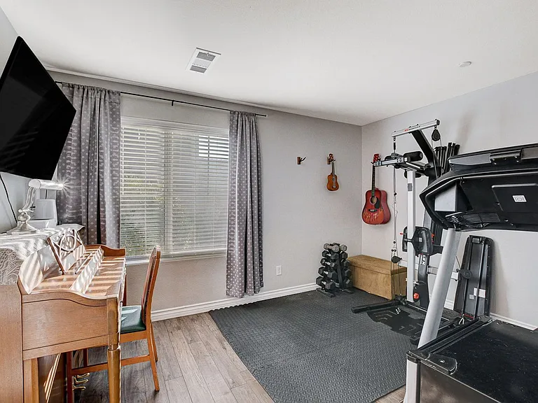 1045 Spotted Saddle St — Photo 41