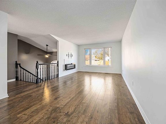 3rd image of 2523 Hamilton Rd