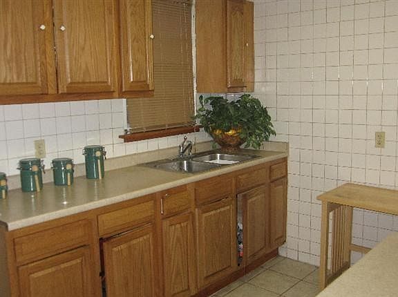 2nd image of 4649 Waymire Ave