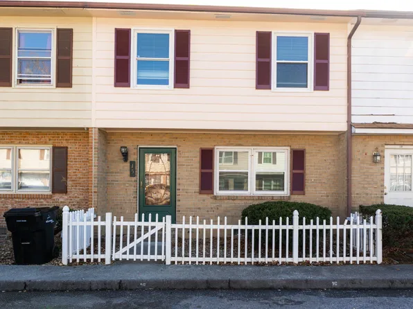 15 Jigsaw Pl #1, Winchester, VA 22601