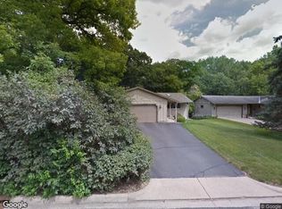 541 Arthur St, Edina, MN 55343