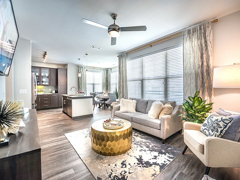 Overture Flower Mound 55+ Apartment Homes — Photo 17