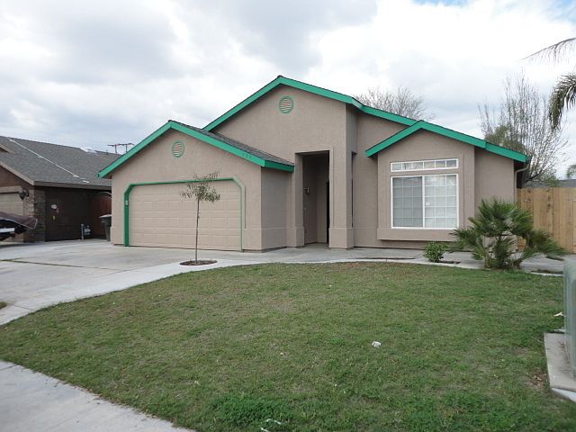 1st image of 774 W River Oak Ave