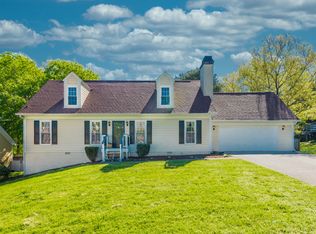 1213 Halifax Rd, Knoxville, TN 37922