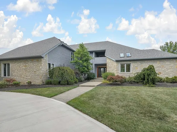 6050 Windbrook Dr, Blacklick, OH 43004