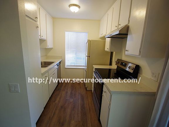 5th image of 1824 Orinda Ct