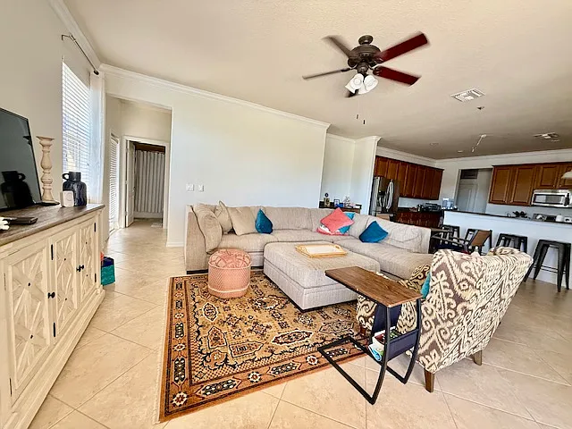 8063 Princeton Dr — Photo 11