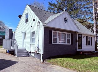 33A Veterans Memorial Dr, Peabody, MA 01960