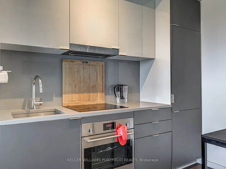 170 Bayview Ave #514 — Photo 10