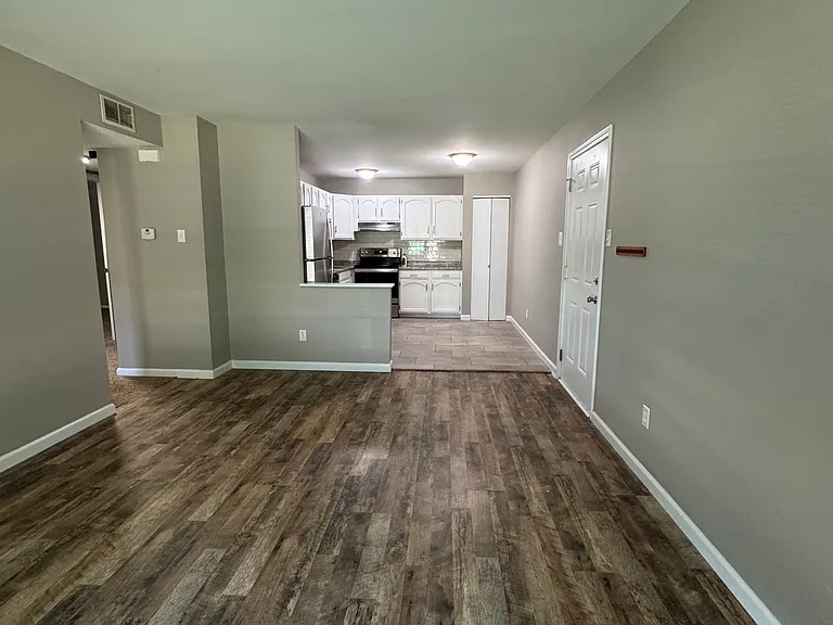 511 Monroe St #3 — Photo 3