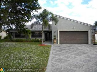 637 NW 99th Ter, Coral Springs, FL 33071