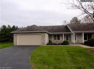 8216 Maramont Dr UNIT A, Youngstown, OH