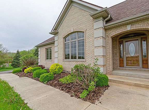 2nd image of 10704 Pebble Dr