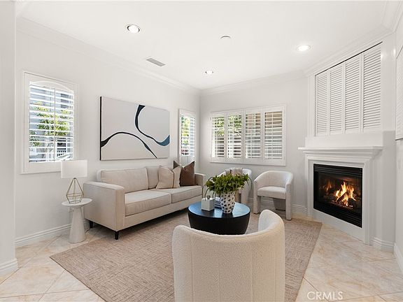 3rd image of 15 Poppyfield Ln