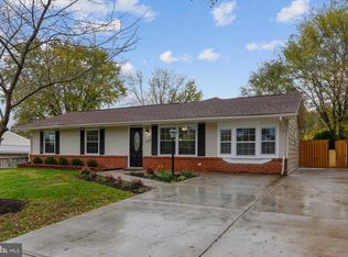 1302 N Sterling Blvd, Sterling, VA 20164