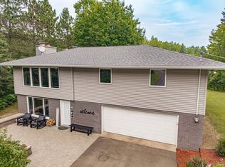 1434 Komoko Rd, Carlton, MN 55718