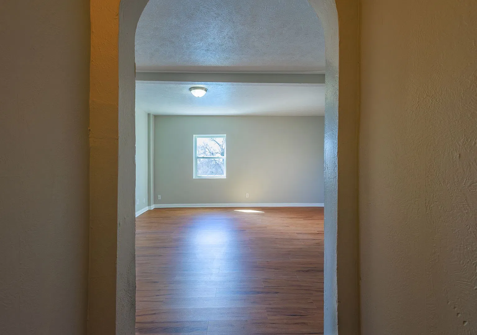 4202 Hamilton Street — Photo 4