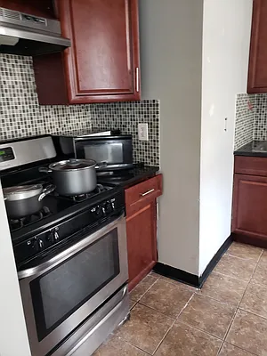 Rented by The Hamilton Group | media 3