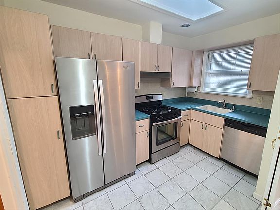 5th image of 16 Orchard St