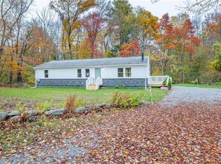 3 Wetherbee Rd, Foster, RI 02825