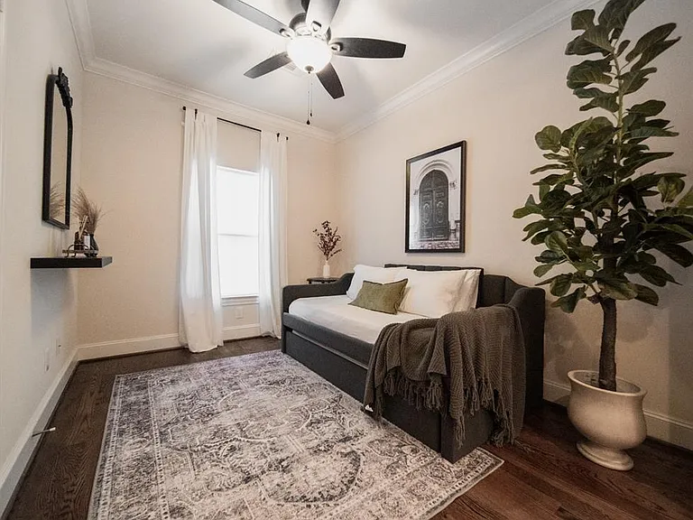 2212 Francis St — Photo 33