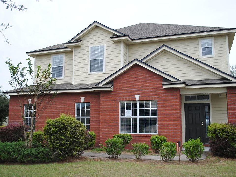 9657 Red Squirrel Ln