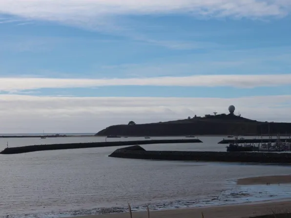 4100 Cabrillo Hwy N #205, Half Moon Bay, CA 94019