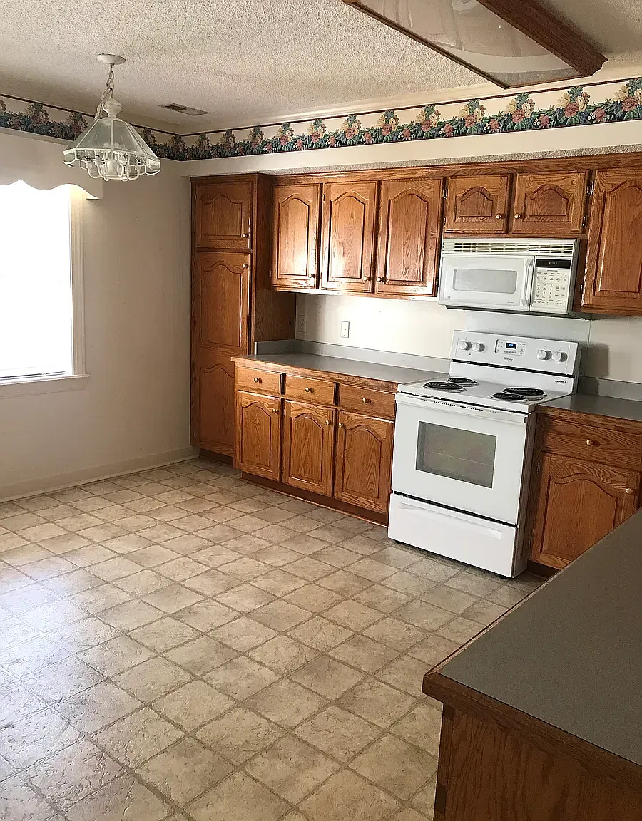 2 bed, 1000 sqft, $1,100 — Photo 1