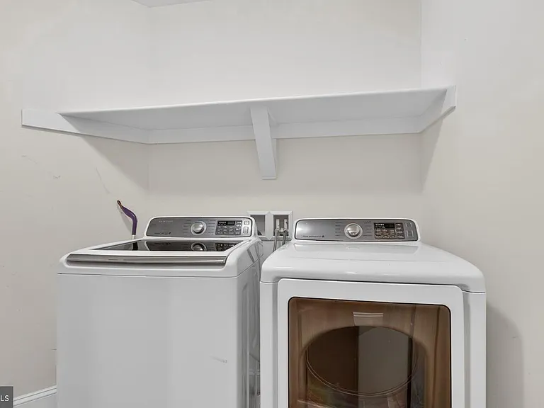 7897 Carbondale Way — Photo 26