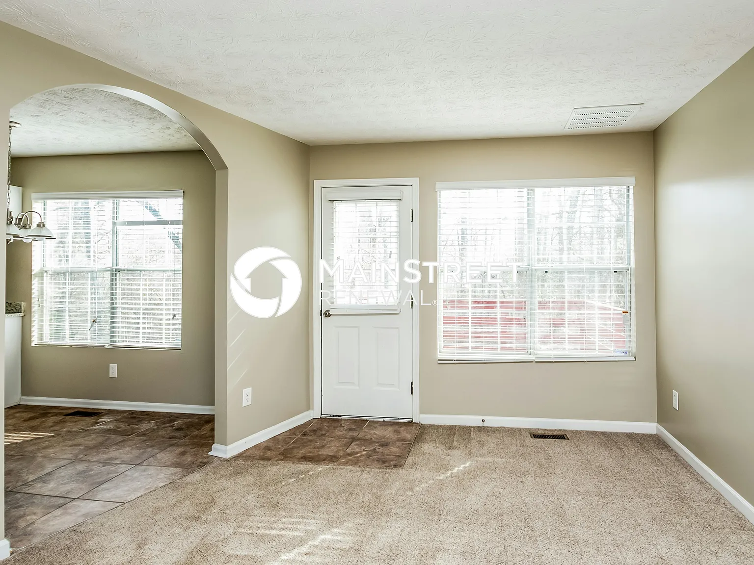200 Princeton Way — Photo 2