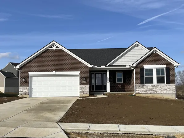 1522 Autumn Ridge Dr, Hebron, KY 41048