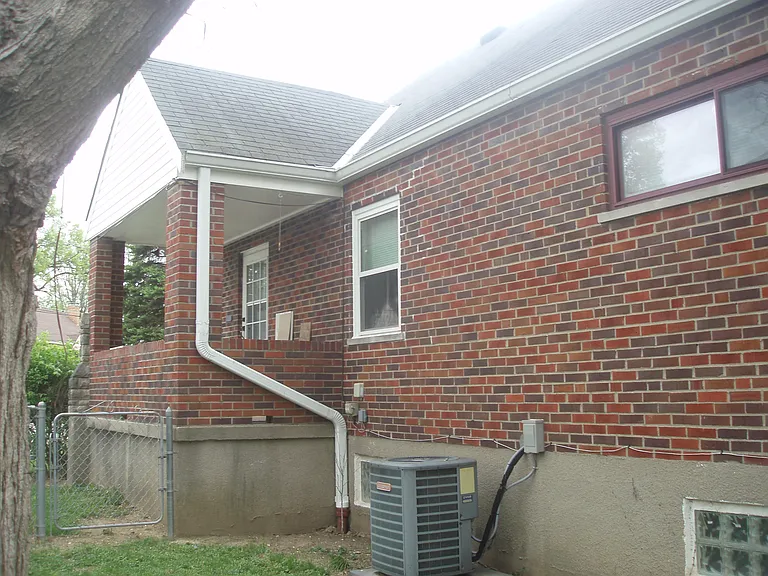 front porch side yard