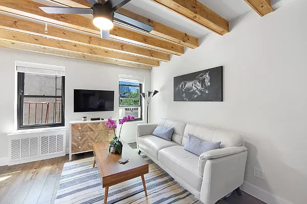 Sold by (Legacy) Elegran | media 3