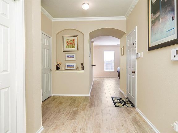 4th image of 3103 Aspen Way