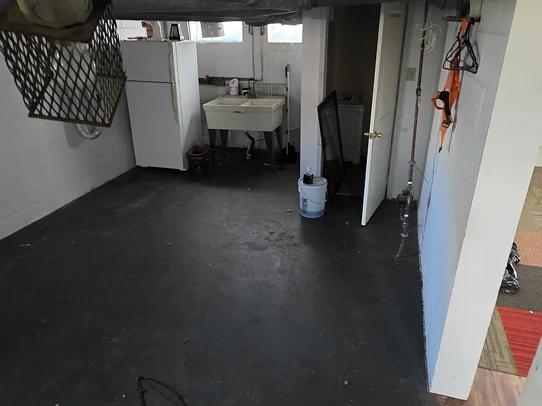 20831 Morris Ave — Photo 7