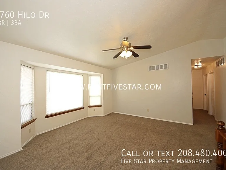 5760 Hilo Dr — Photo 3
