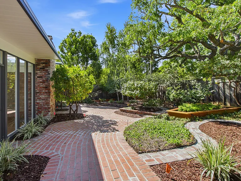 3862 Mumford Pl — Photo 30