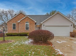 238 N Sarwil Dr, Canal Winchester, OH 43110