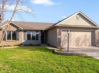 1110 Amber Willow Way, Huntertown, IN 46748