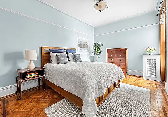 5th image of 259 Garfield Pl APT 3L