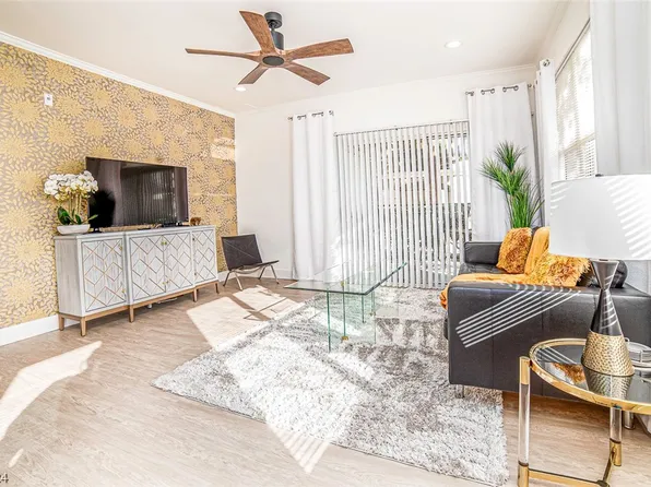 2900 Sunridge Heights Pkwy APT 417, Henderson, NV 89052