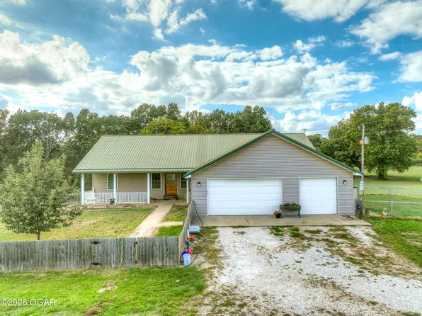 773 East Rd, Goodman, MO 64843